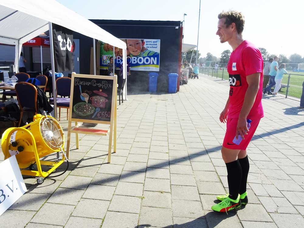 cooling-fan-football-game